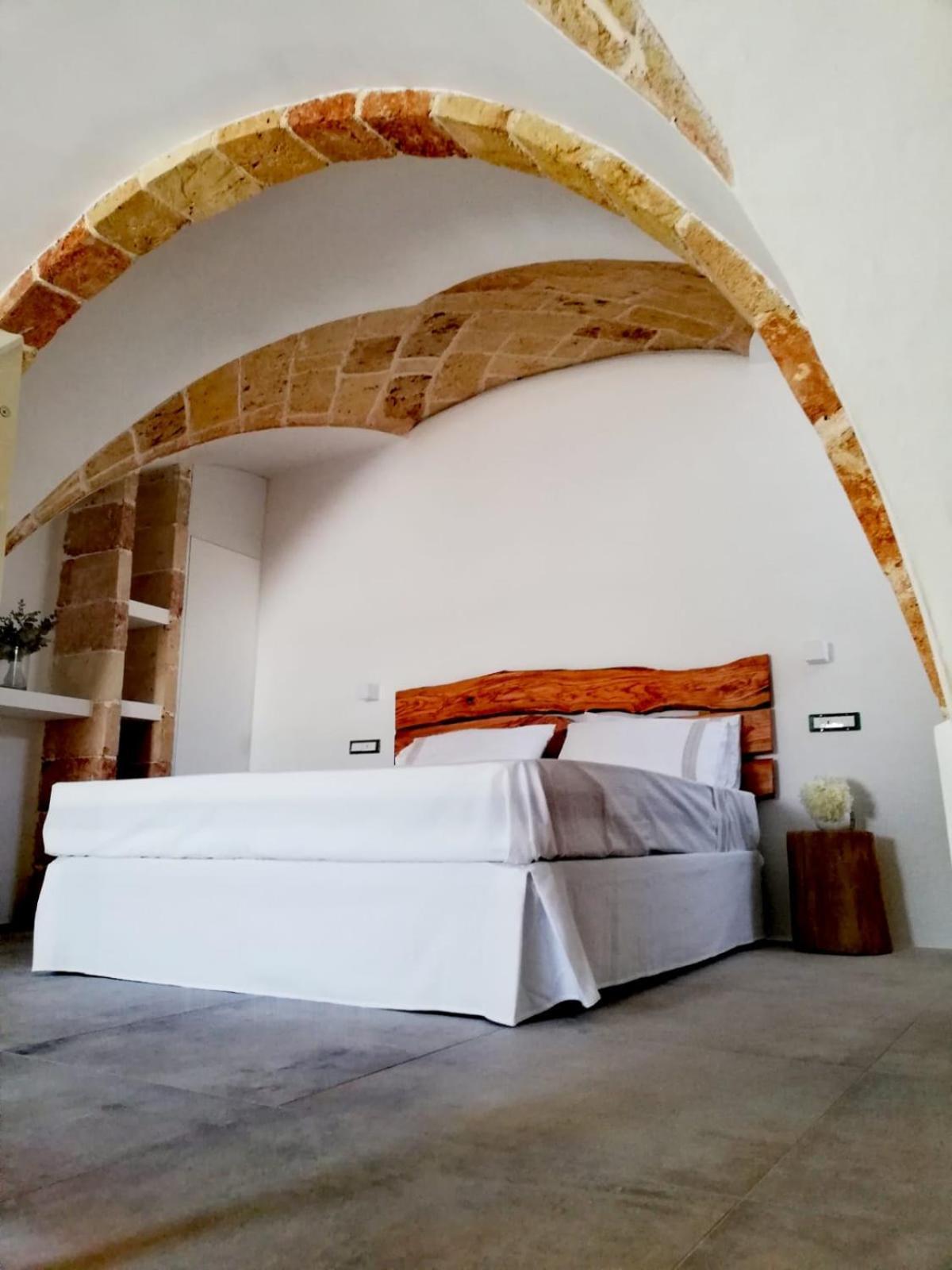Bed and Breakfast Don Fernando 1938 Miggiano Exterior foto